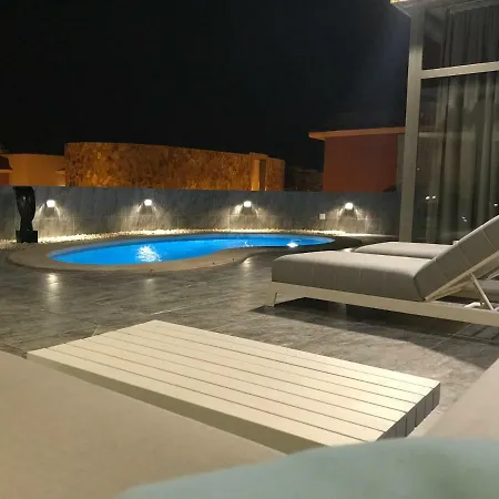 Suecia Opal Anfi Tauro *